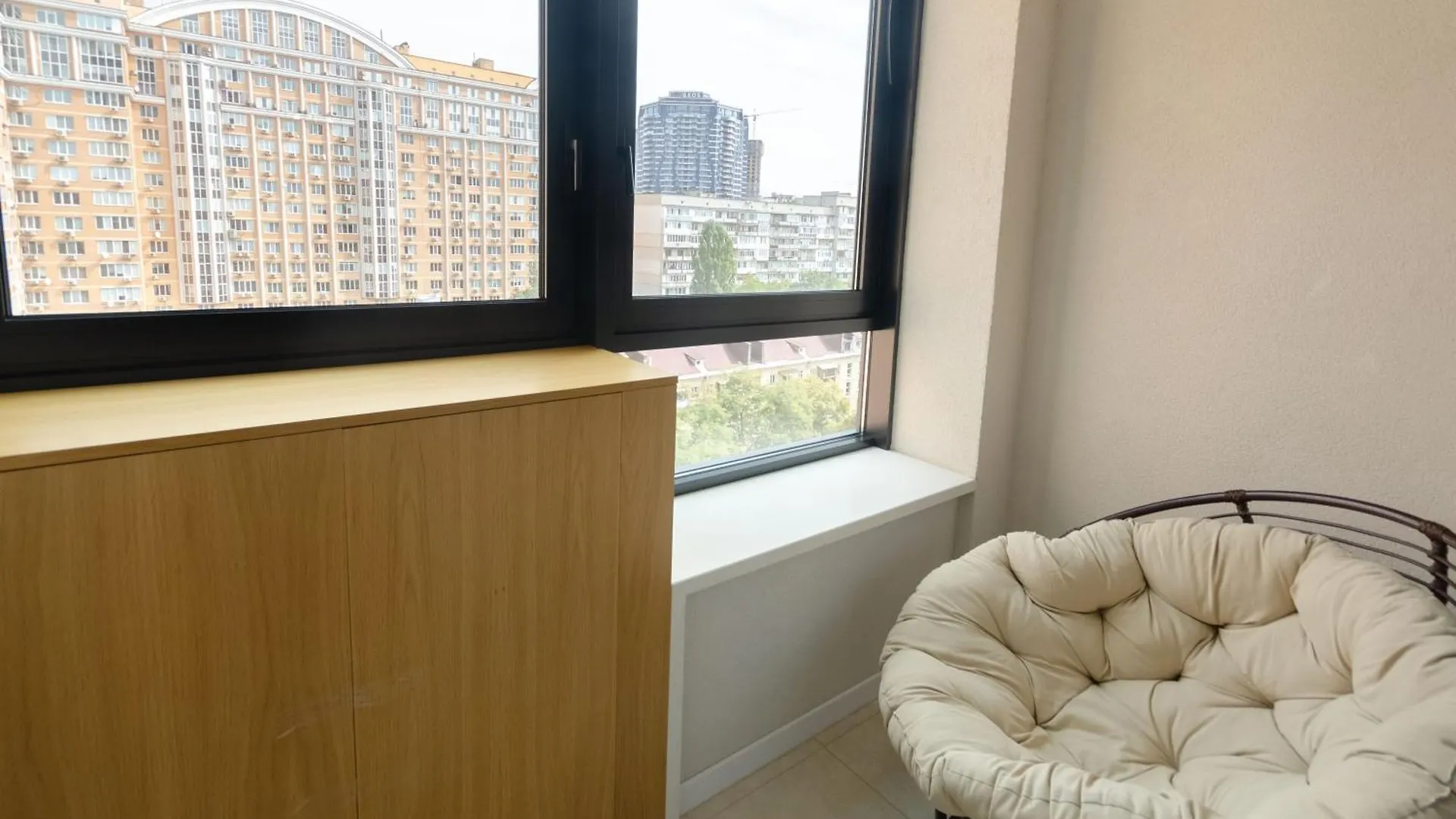 Petrovdom Apartments 12-94 In Rc Tetris Hall, Dilova 1-2 Киев