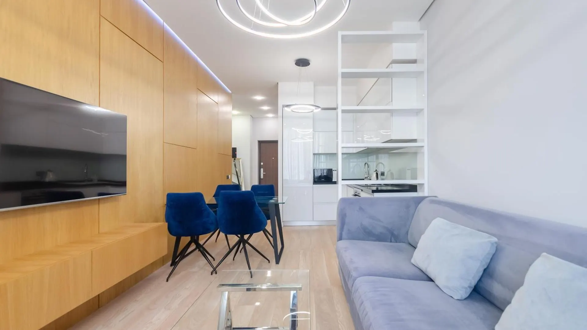 Petrovdom Apartments 12-94 In Rc Tetris Hall, Dilova 1-2 Kiev