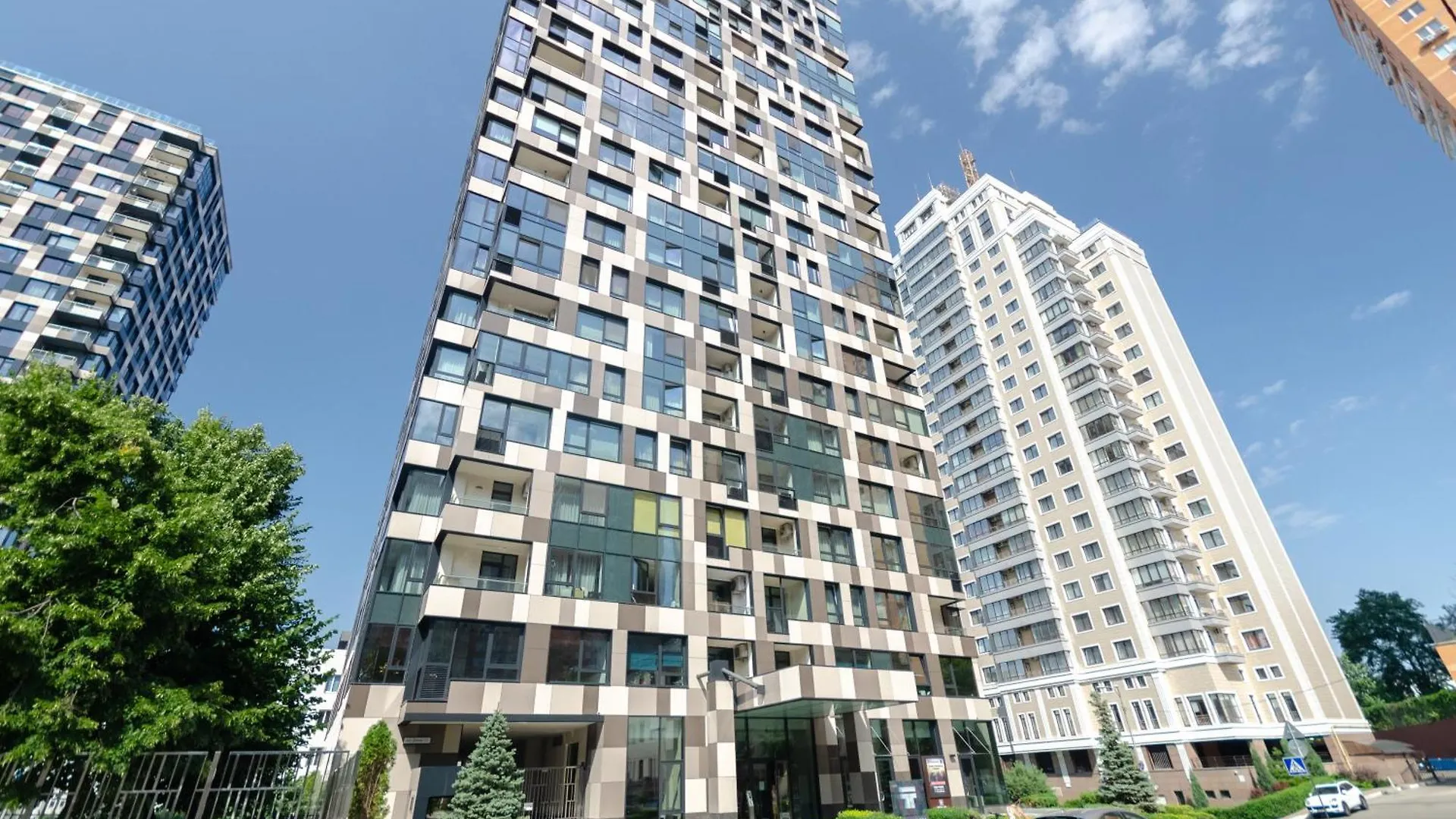 Petrovdom Apartments 12-94 In Rc Tetris Hall, Dilova 1-2 Kyiv 0*,  Ukraine
